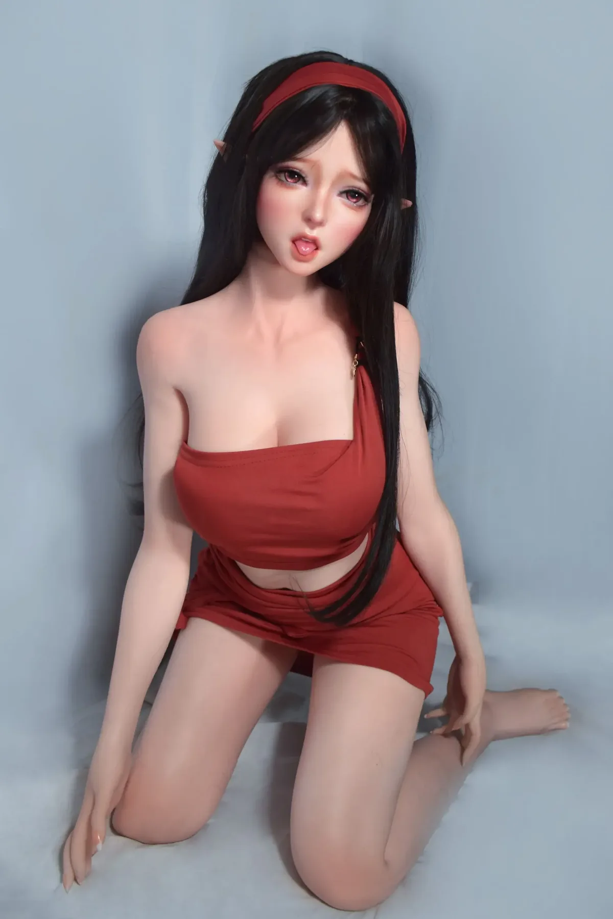 Elsa Babe Sakuma Hanasaki