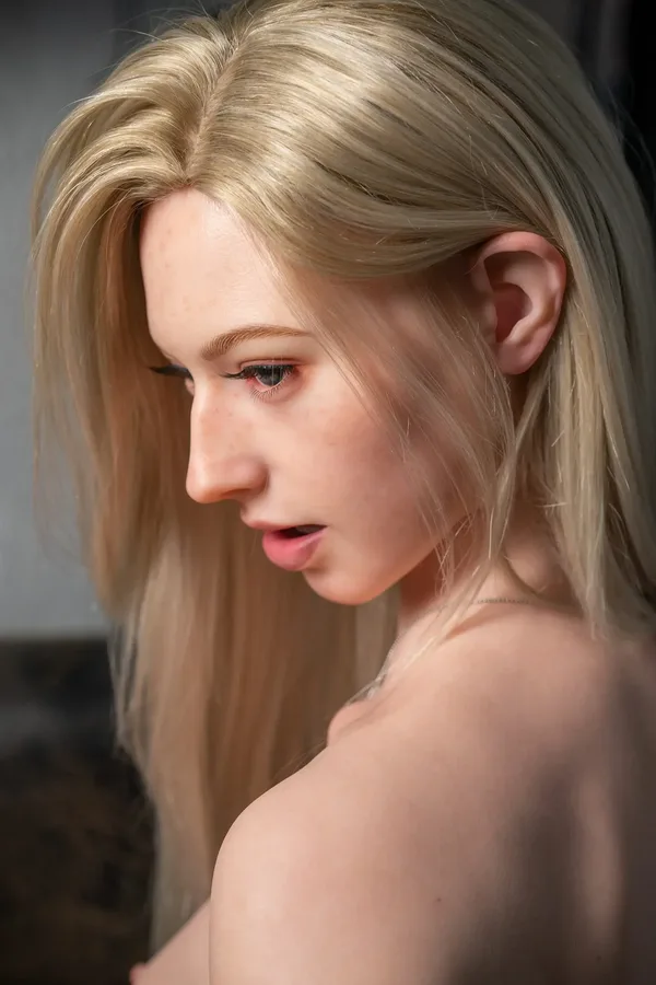 Zelex Evelina