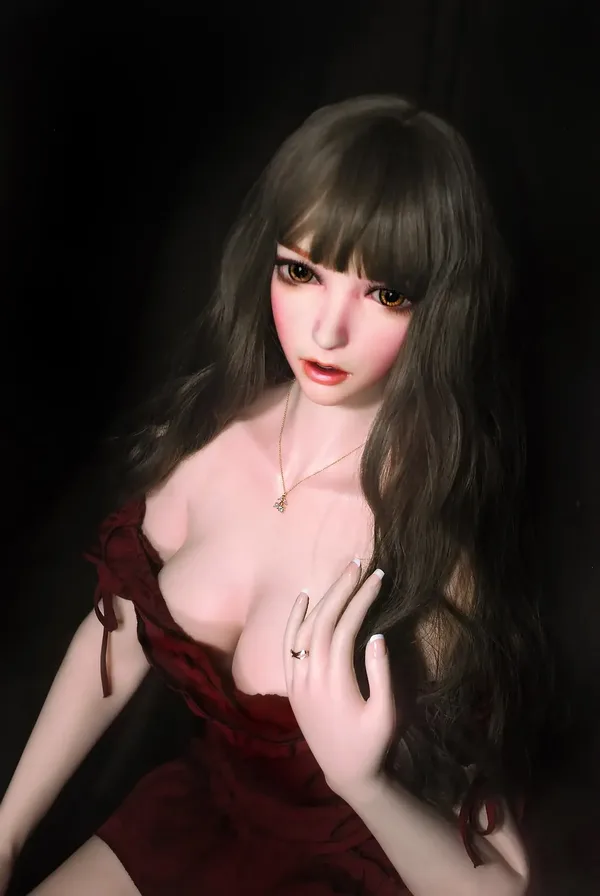 Elsa Babe Kurai Ran